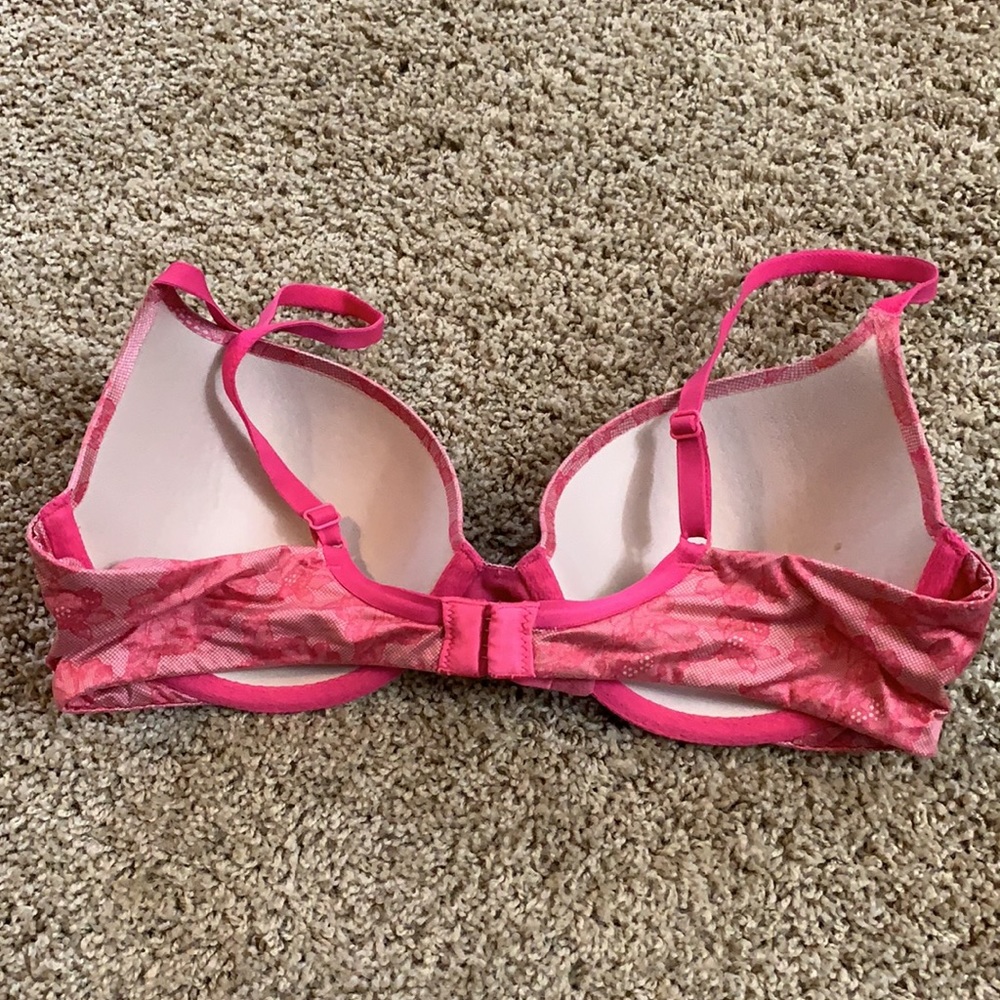 Victoria’s Secret lined Demi bra - Picture 2 of 4